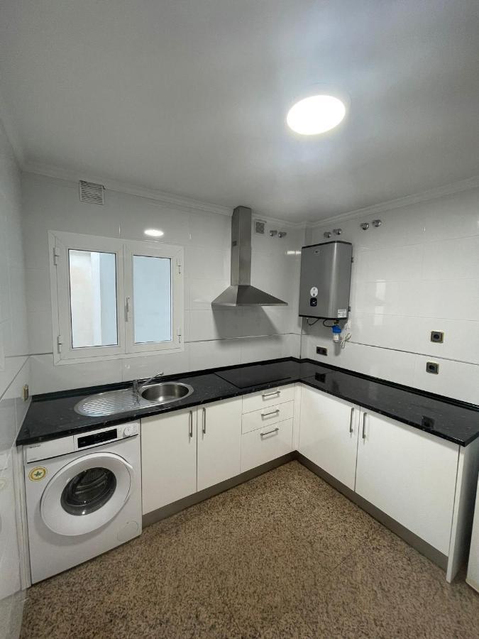 Encantadora Habitacion Privada Cerca Del Mar 말라가 외부 사진