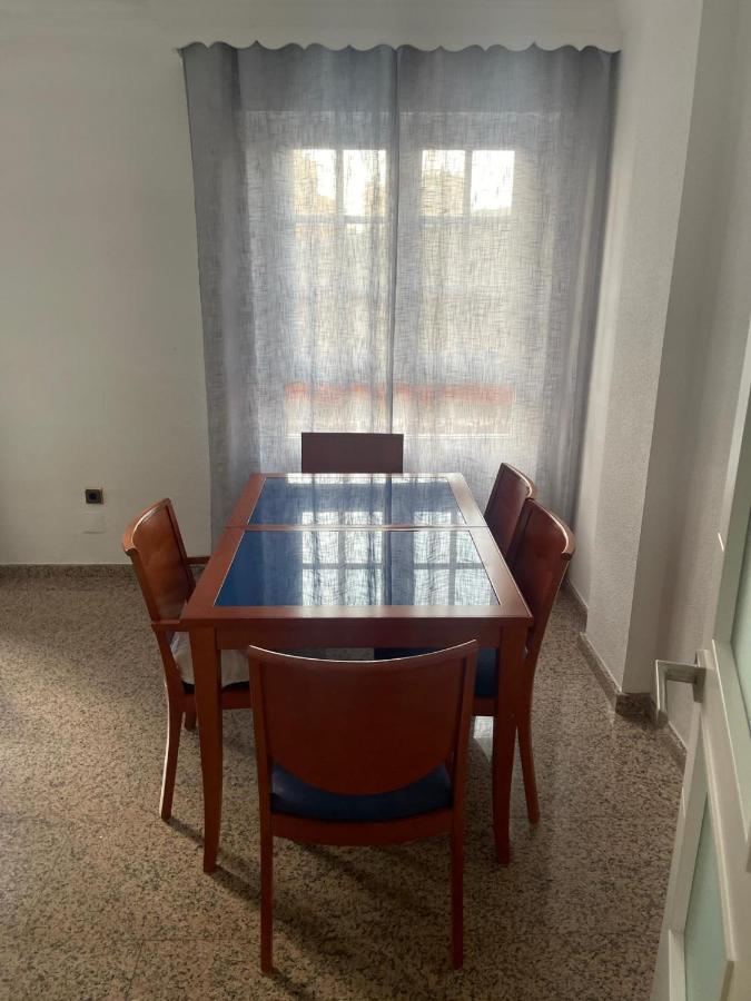 Encantadora Habitacion Privada Cerca Del Mar 말라가 외부 사진